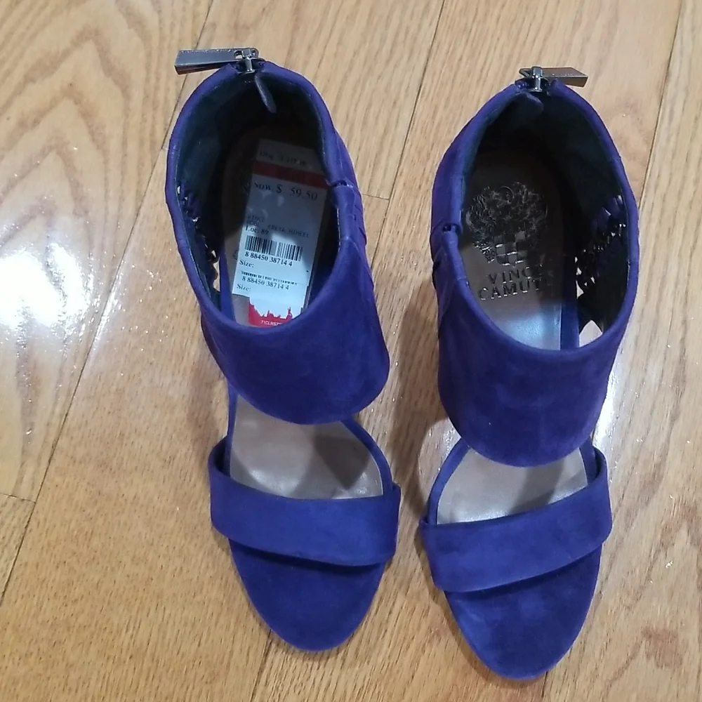 Sandals - Picture 5 of 5